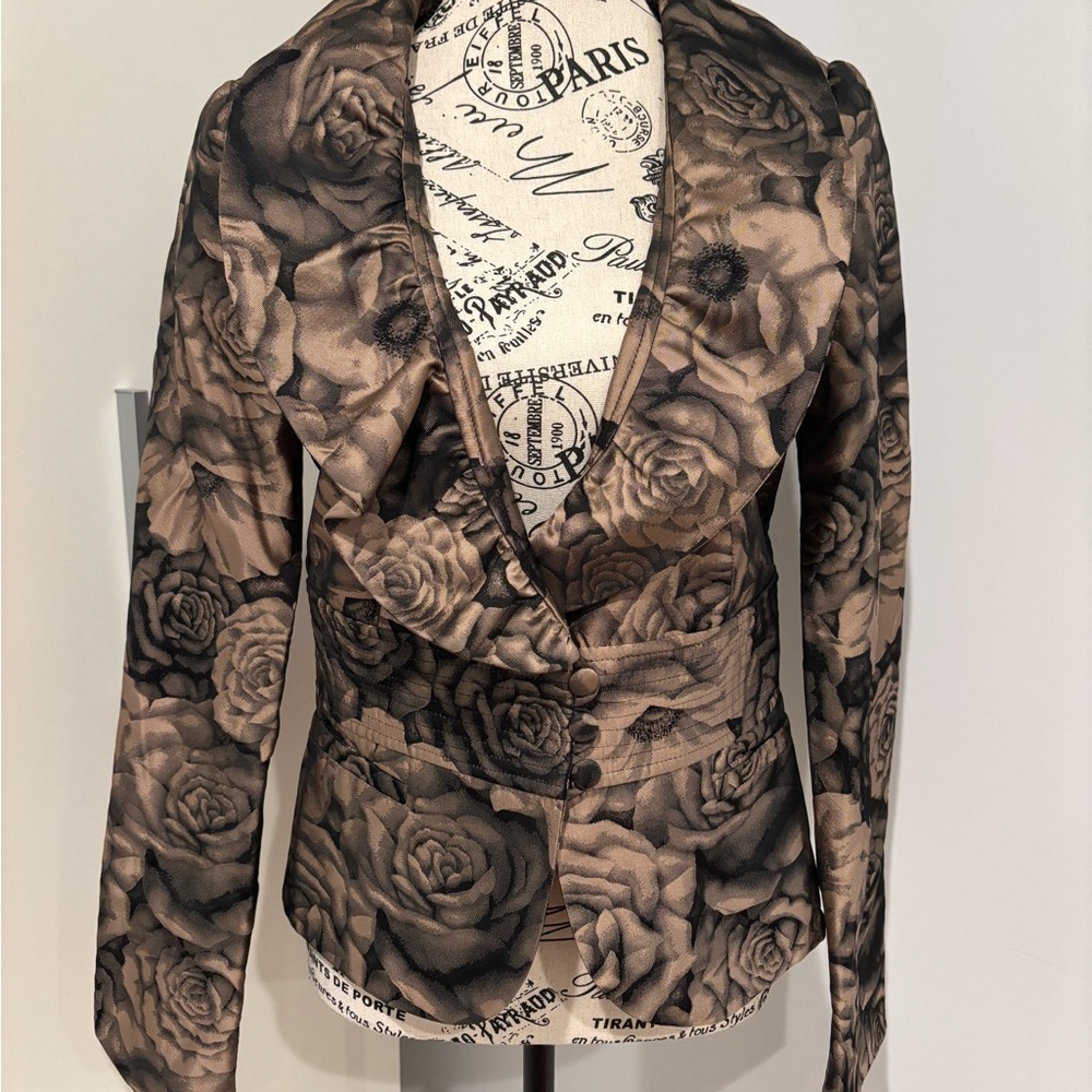 Vintage Armani Collezioni Floral Print Blazer with Tailored Fit